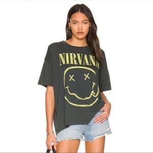 DAYDREAMER Nirvana Smiley Merch Tee Shirt Band Vintage Black Flower Sniffer
